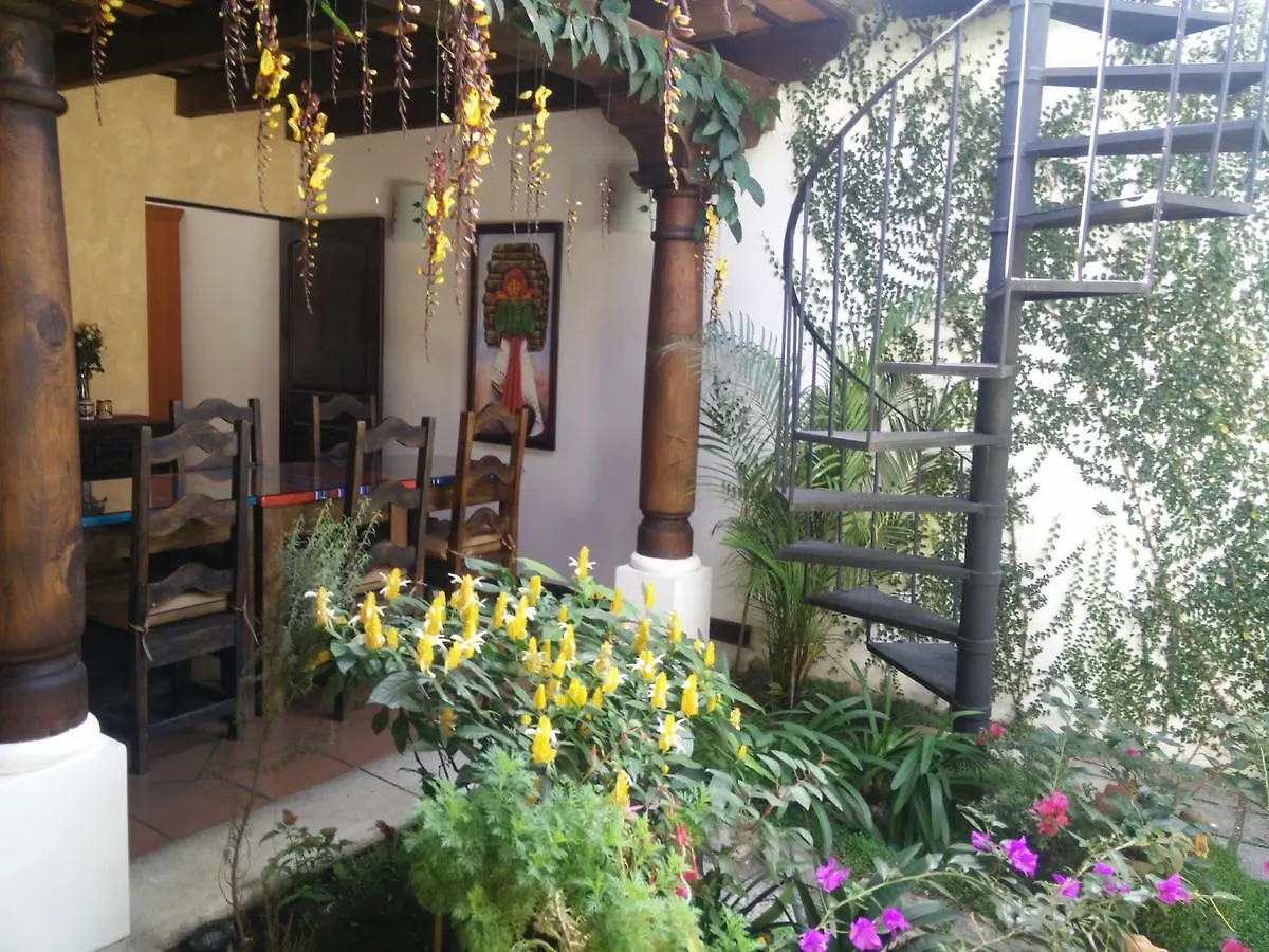 Bed and Breakfast Casa Elena Antigua